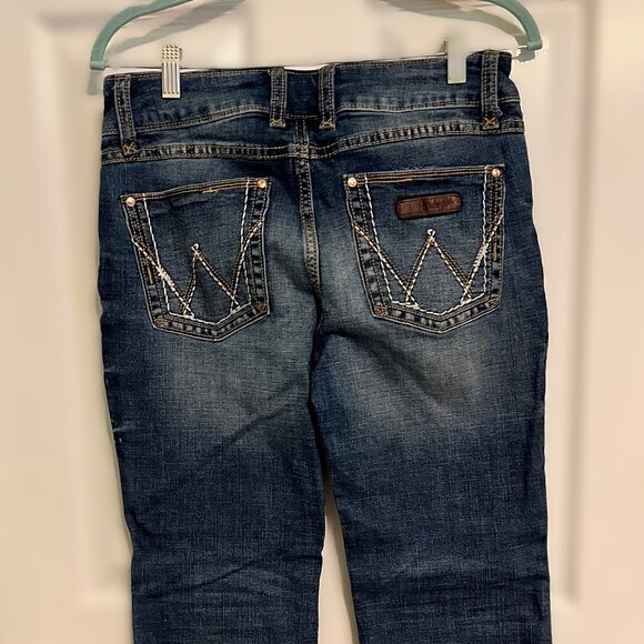 Wrangler Bootcut Jeans - Picture 4 of 6